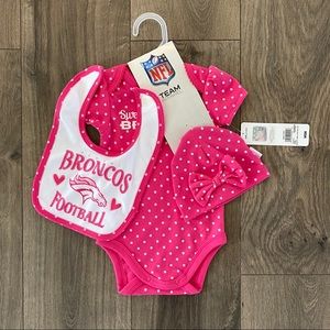 Denver Broncos Onesie Set